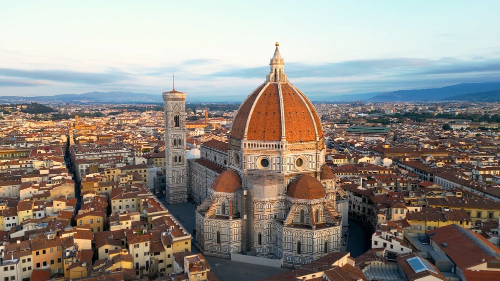 Katedra Santa Maria del Fiore we Florencji z kopułą Brunelleschiego