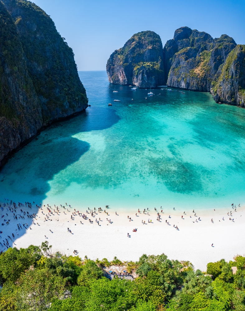 Maya Bay na Koh Phi Phi Leh z lotu ptaka