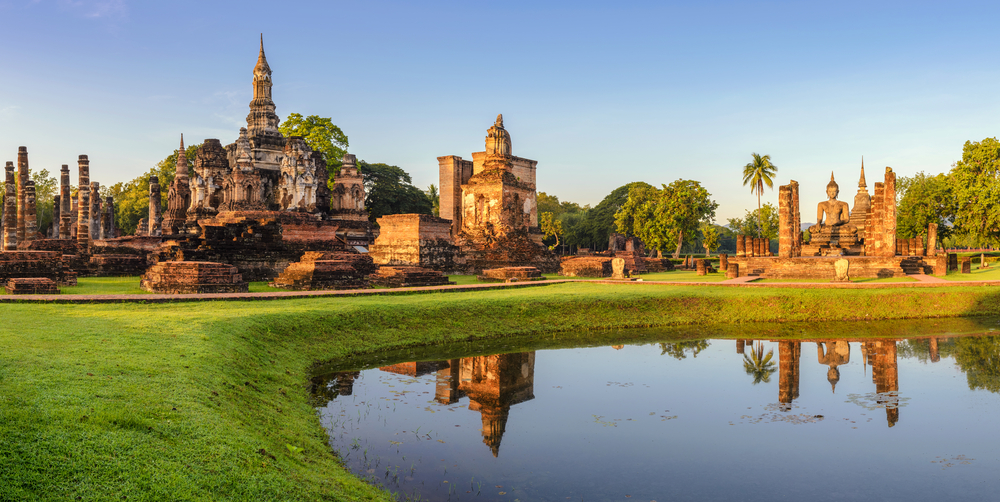 Panorama parku historycznego Sukhothai