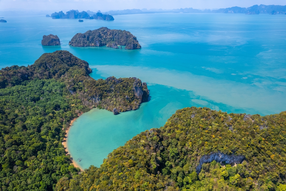 Ośrodek przy plaży na Koh Yao Noi z lotu ptaka