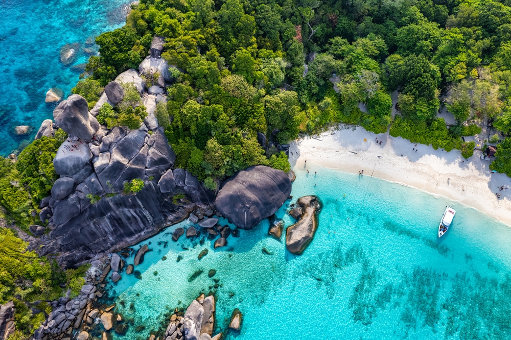 Archipelag Similan na Morzu Andamańskim z góry