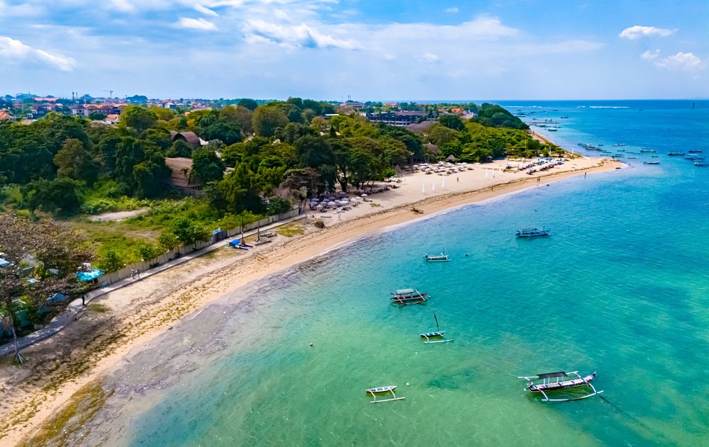 Plaża Mertasari na południowym końcu Sanur, z lotu ptaka